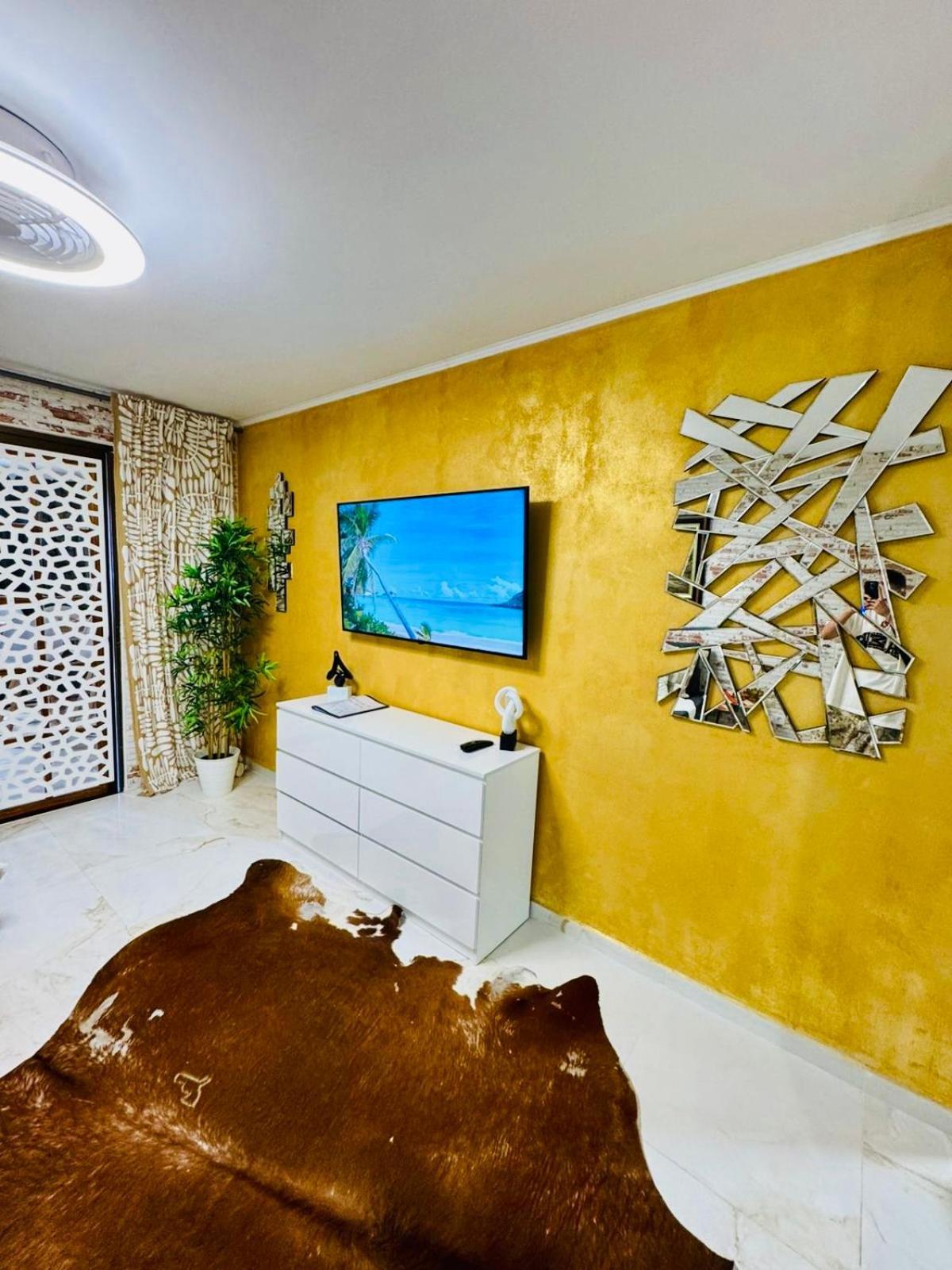 Apartment With Terrace And Pool, Los Cristianos Los Cristianos (Tenerife) Exterior photo